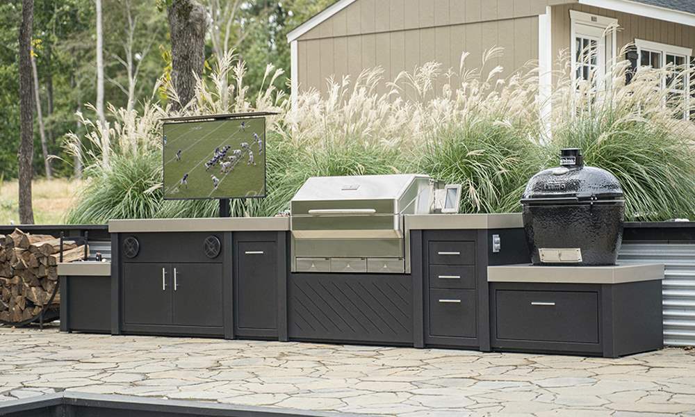 Black Outdoor Kitchen with Grill